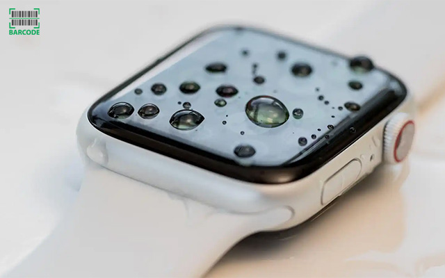 Best Apple Watch for Swimming Buyers Guide Included